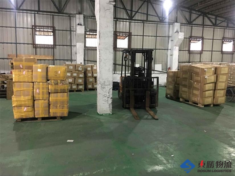 深圳倉(cāng)庫(kù)租賃，深圳到香港物流運(yùn)輸, 深圳工廠裝貨送香港九龍,深圳到香港物流,香港深圳貨運(yùn)運(yùn)輸,深圳香港進(jìn)出口,深港物流專(zhuān)線,中港物流