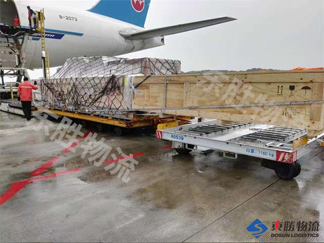 超長貨物運輸?shù)较愀?，超高貨物運輸，超寬貨物運輸?shù)较愀?；中港物流專線，大件物流到香港運輸；深圳到香港物流,香港物流專線,深圳香港進出口,中港物流,香港深圳貨運運輸,深圳市東勝物流有限公司