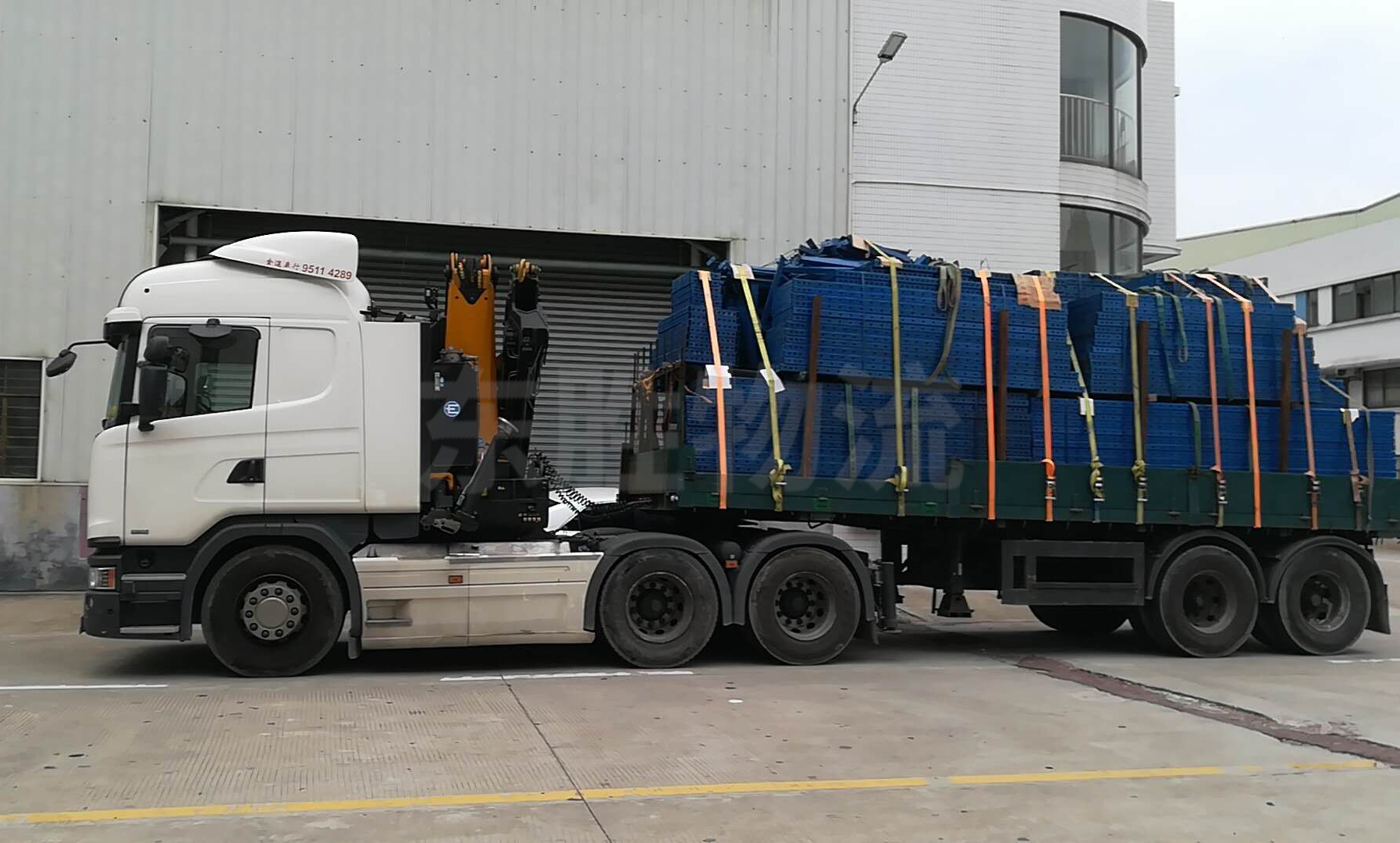 中港物流拼車運(yùn)輸應(yīng)該注意什么問(wèn)題？深圳到香港物流,香港物流專線,深圳香港進(jìn)出口,中港物流,香港深圳貨運(yùn)運(yùn)輸_深圳市東勝物流有限公司