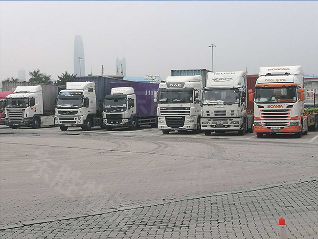 深圳到香港物流公司怎樣才能讓客戶更多滿意？深圳到香港物流-香港物流專線-中港貨運(yùn)物流運(yùn)輸專線-佛山到香港物流專線-一般貿(mào)易進(jìn)出口報(bào)關(guān)代理-倉儲(chǔ)配送-深圳市東勝物流有限公司