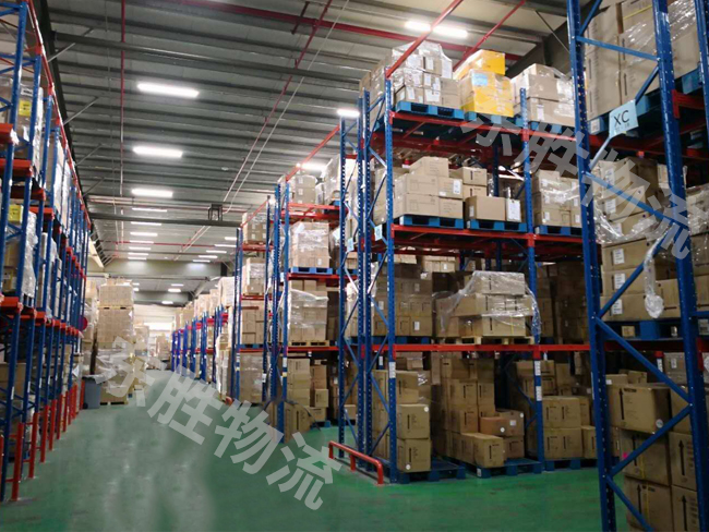 坪山保稅倉(cāng)庫(kù)平倉(cāng)；深圳到香港物流-香港物流專線-中港貨運(yùn)物流運(yùn)輸專線-佛山到香港物流專線-一般貿(mào)易進(jìn)出口報(bào)關(guān)代理-倉(cāng)儲(chǔ)配送-深圳市東勝物流有限公司