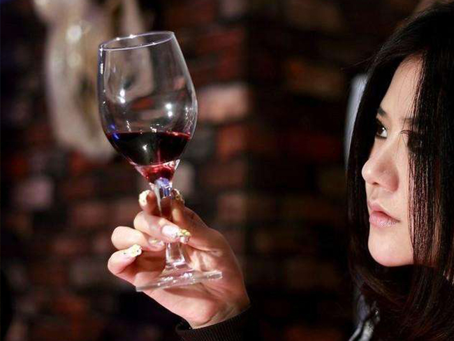 葡萄酒運(yùn)輸香港/澳門流程解析