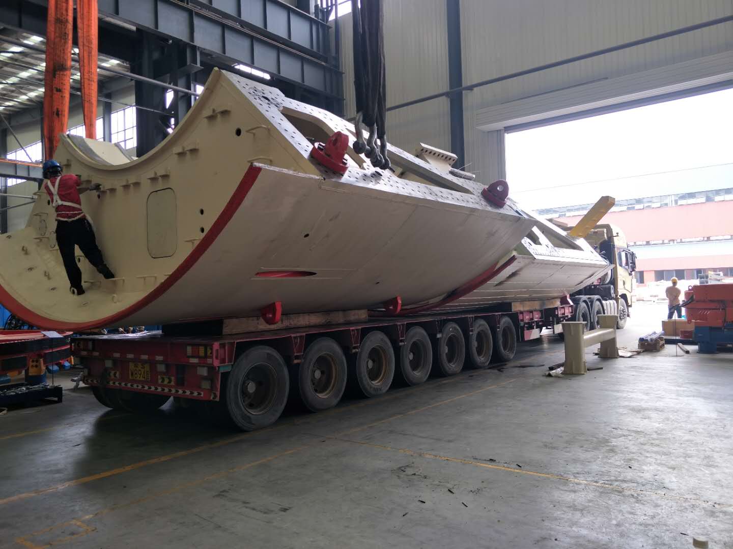 大型模具運輸：佛山發(fā)貨到香港，佛山到香港物流