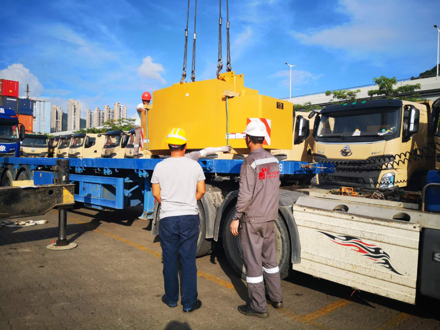 廣州發(fā)貨到香港運(yùn)輸價格，廣州到香港貨運(yùn)專線公司