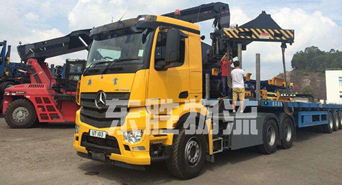 鹽田到香港貨運(yùn)專線，鹽田到香港的貨運(yùn)的公司