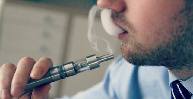 電子煙出口香港，電子煙運輸?shù)较愀坶T到門運輸案例