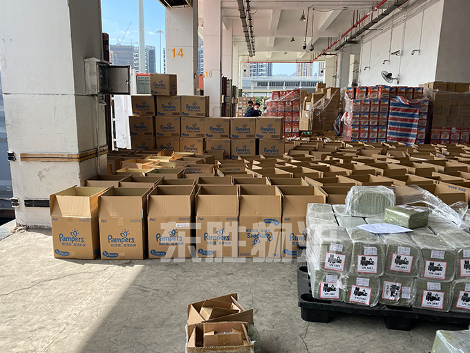 電子煙出口香港，電子煙運(yùn)輸?shù)较愀坶T到門